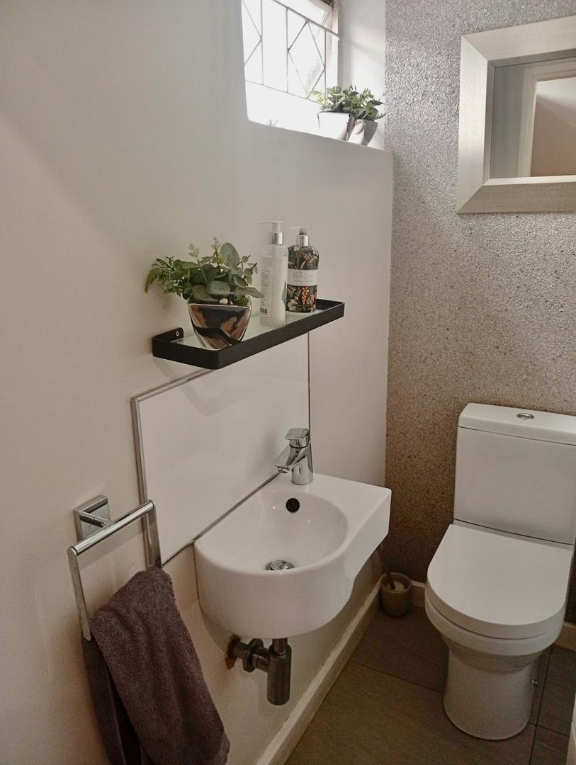 To Let 3 Bedroom Property for Rent in Atholl Gauteng