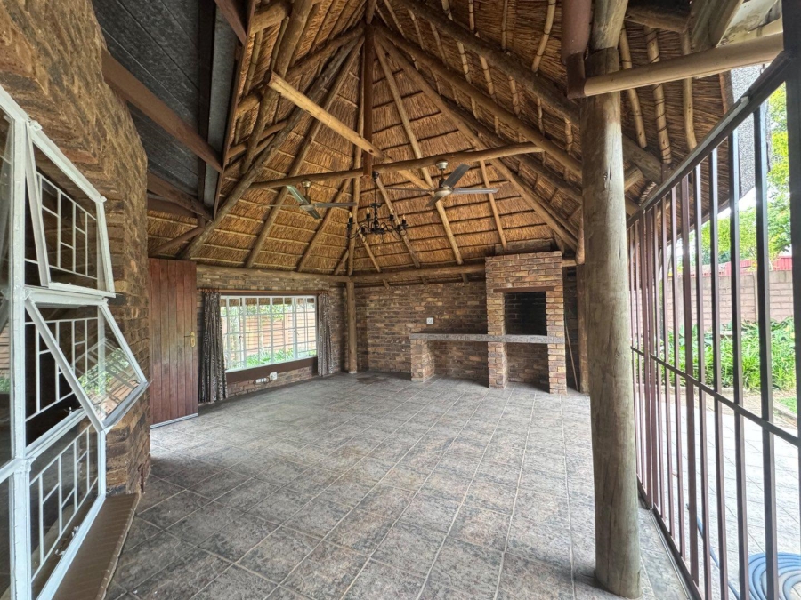 To Let 3 Bedroom Property for Rent in Pierre Van Ryneveld Gauteng