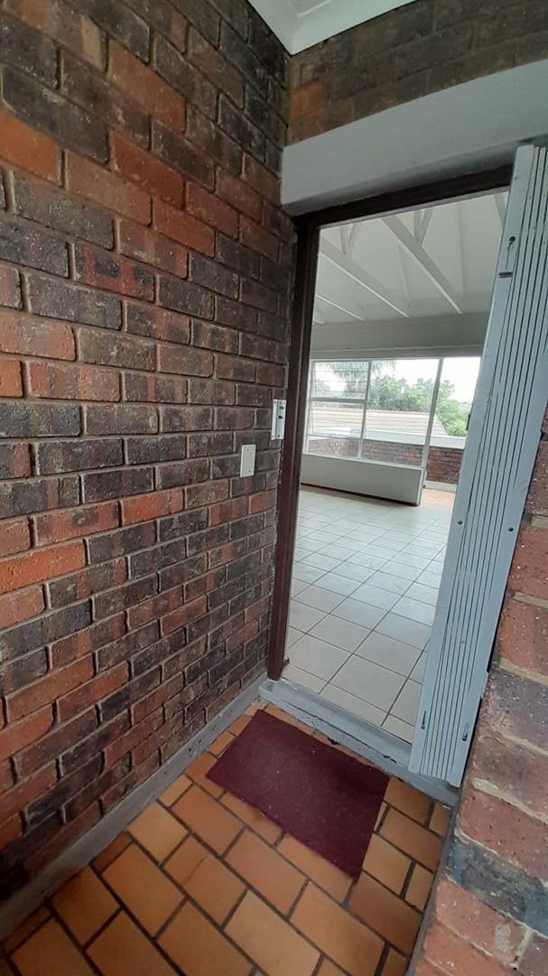 2 Bedroom Property for Sale in Glen Marais Gauteng