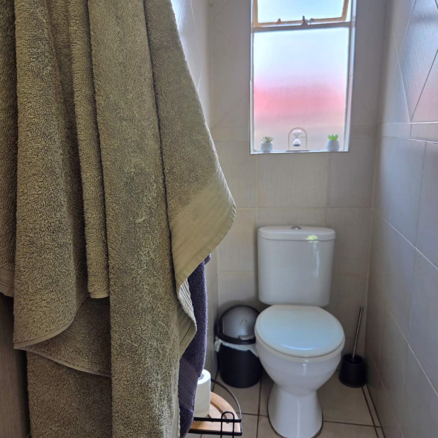 4 Bedroom Property for Sale in Verwoerdpark Gauteng