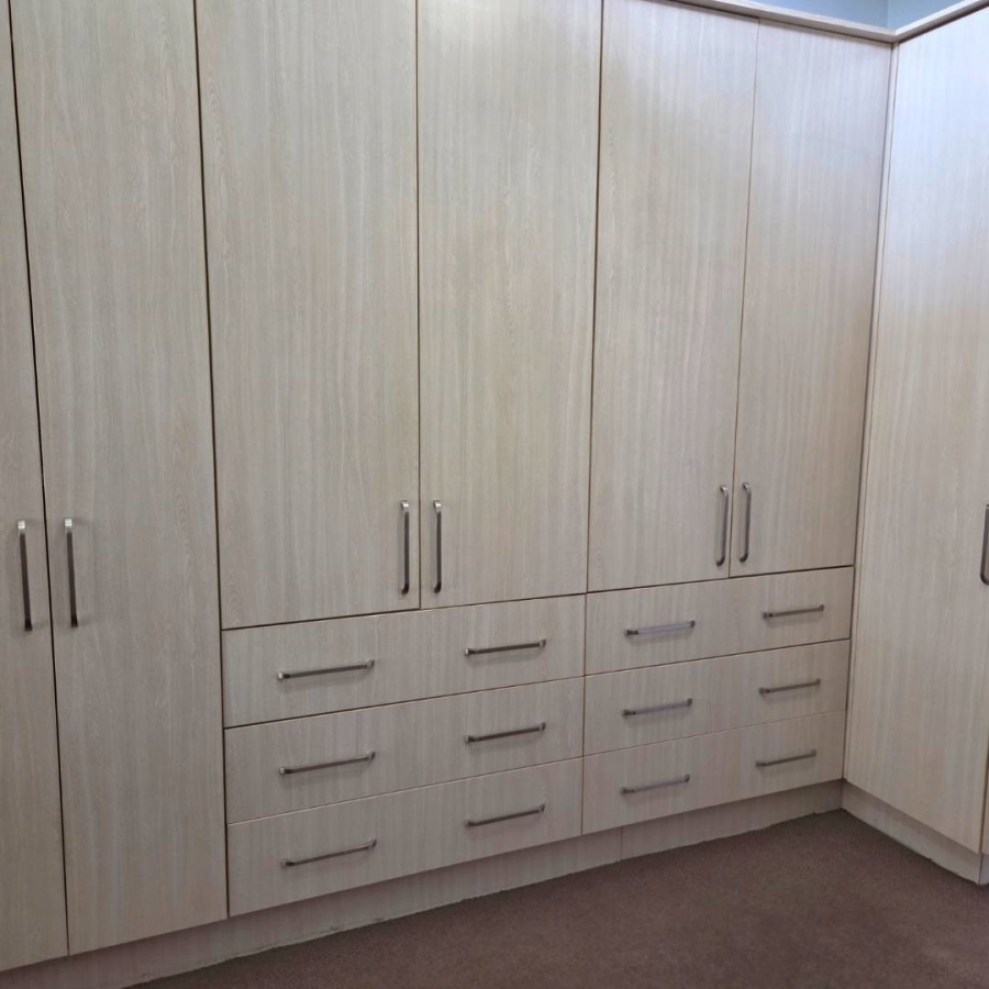 4 Bedroom Property for Sale in Verwoerdpark Gauteng