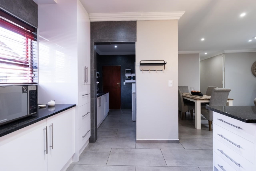 3 Bedroom Property for Sale in Bartlett Gauteng