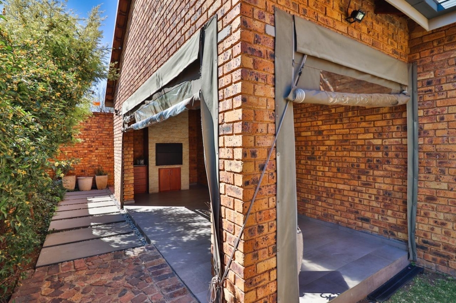 3 Bedroom Property for Sale in Bartlett Gauteng