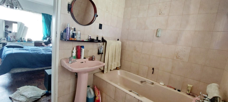 3 Bedroom Property for Sale in Tulisa Park Gauteng