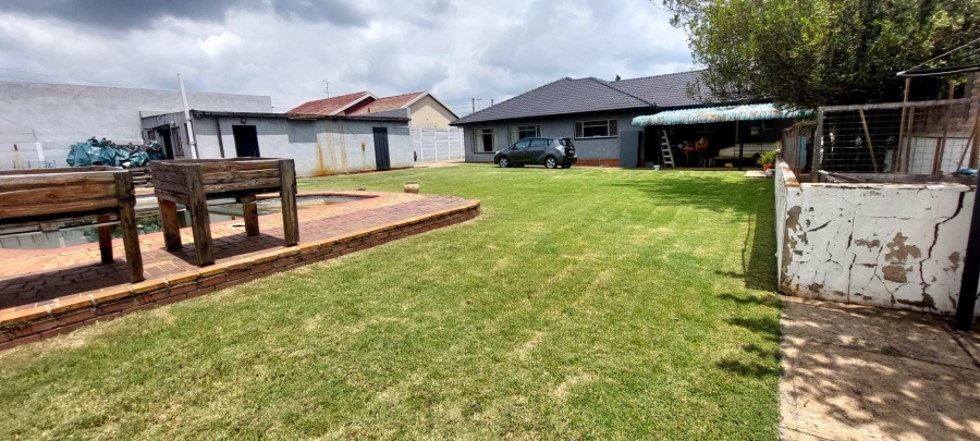 3 Bedroom Property for Sale in Tulisa Park Gauteng