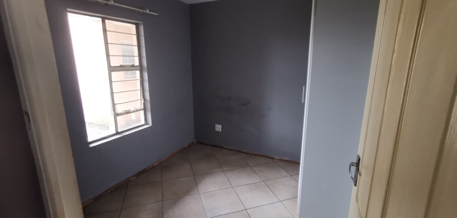 2 Bedroom Property for Sale in Albertsdal Gauteng