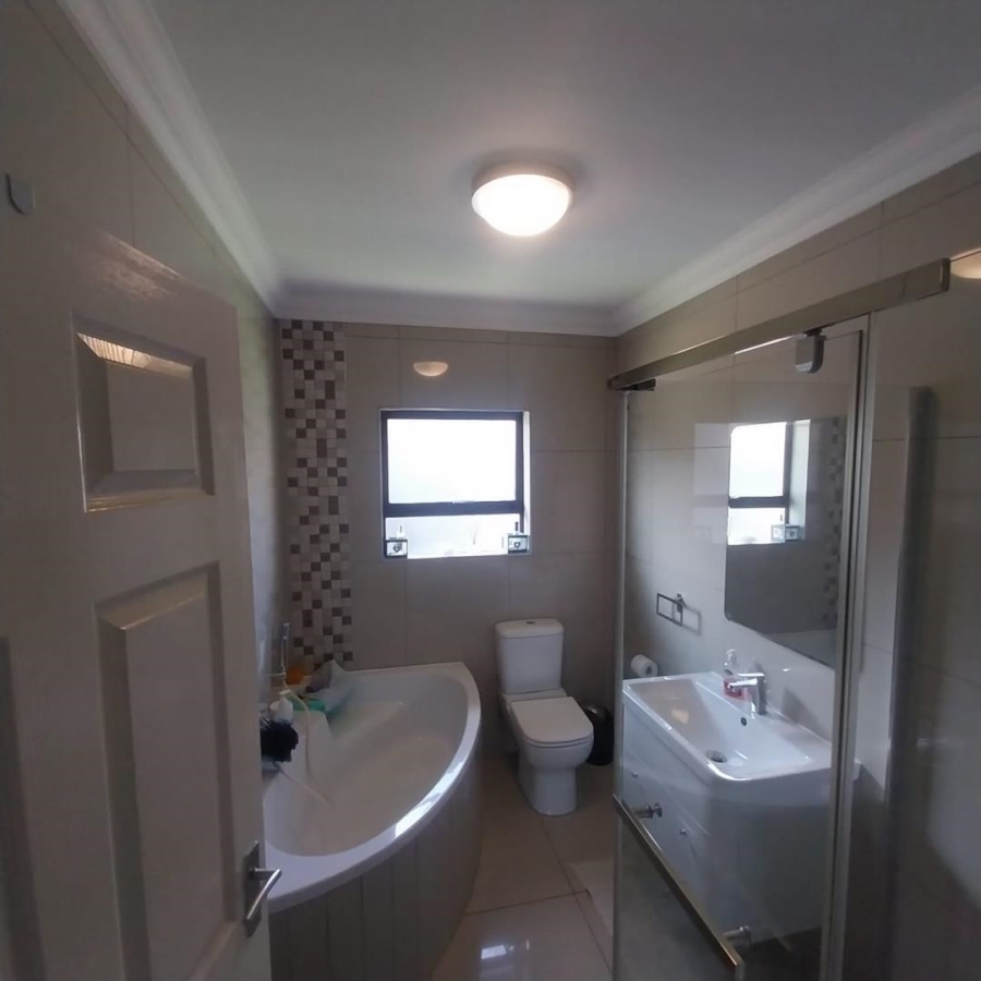 3 Bedroom Property for Sale in Raceview Gauteng