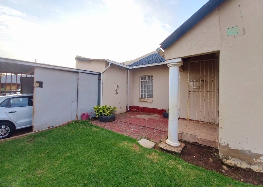 3 Bedroom Property for Sale in Elandspoort Gauteng