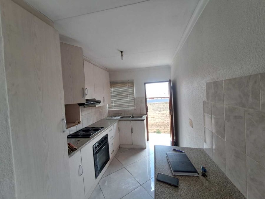 3 Bedroom Property for Sale in Olievenhoutbosch A H Gauteng