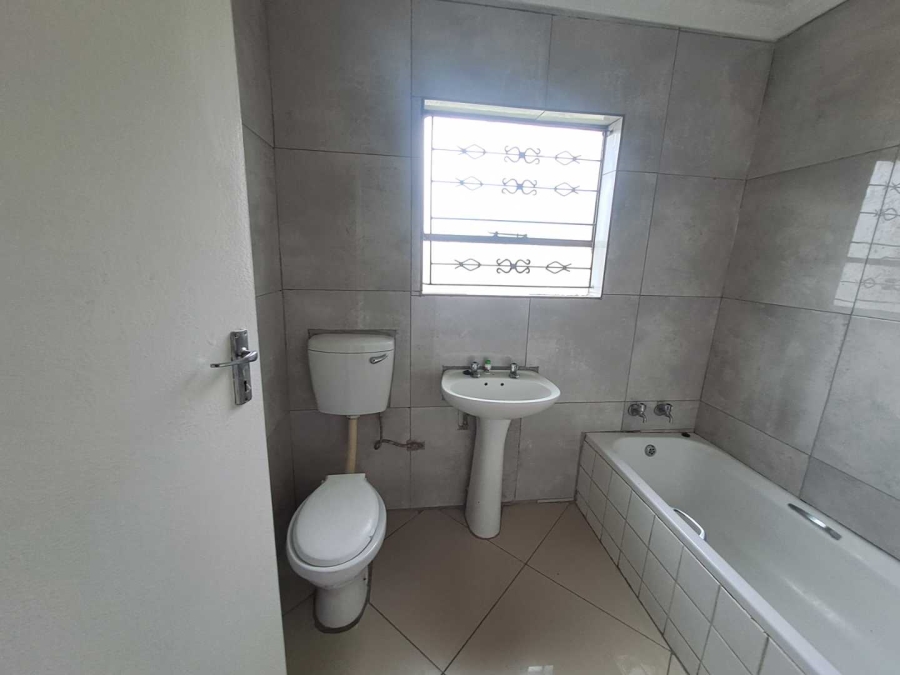 3 Bedroom Property for Sale in Olievenhoutbosch A H Gauteng
