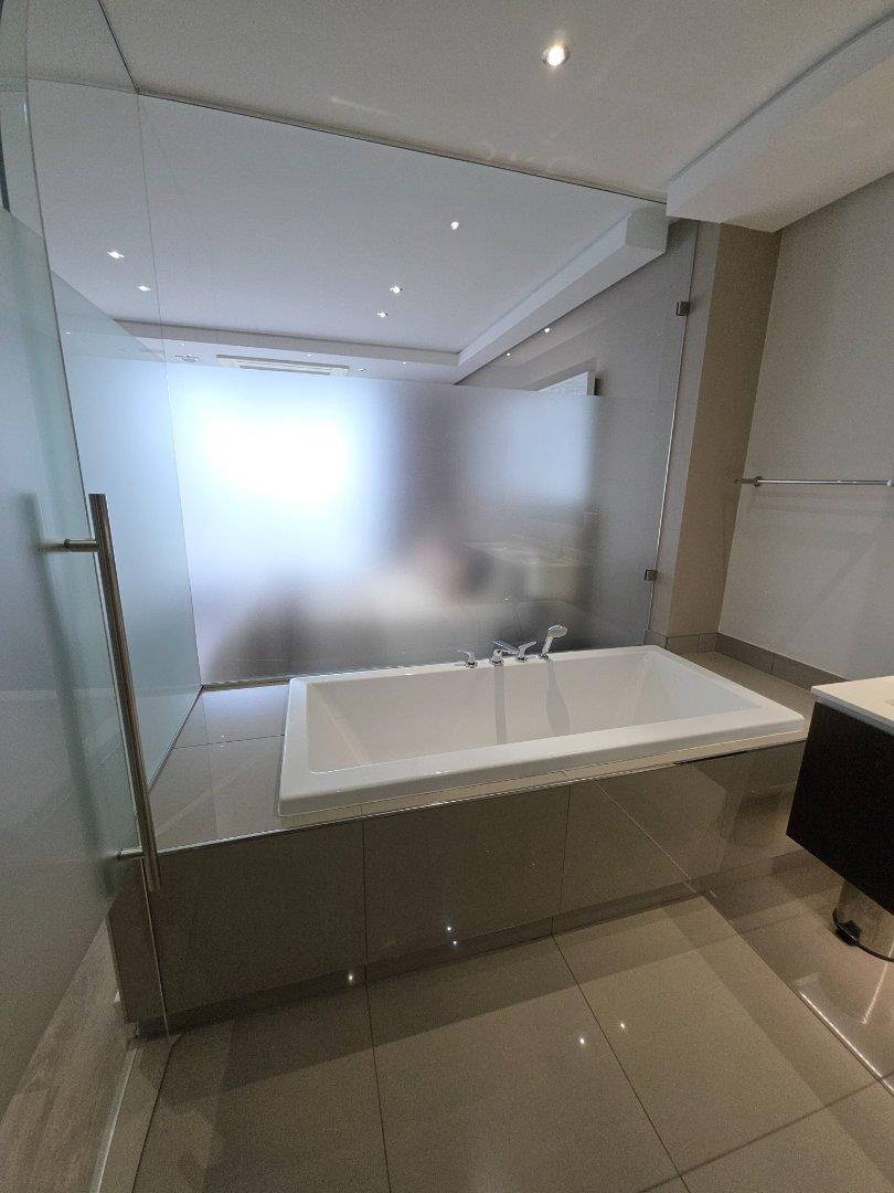 To Let 2 Bedroom Property for Rent in Sandown Gauteng