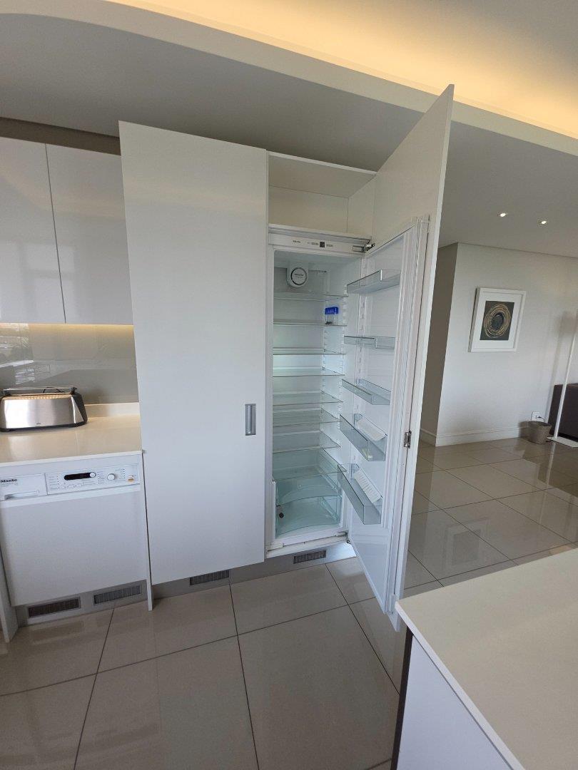 To Let 2 Bedroom Property for Rent in Sandown Gauteng