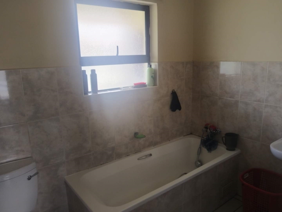 1 Bedroom Property for Sale in Parkrand Gauteng