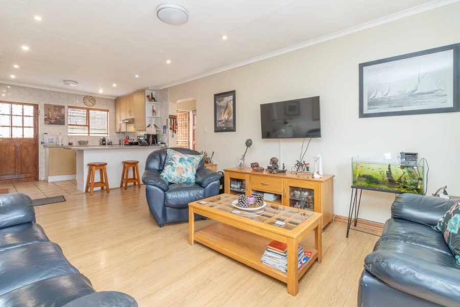 3 Bedroom Property for Sale in Sundowner Gauteng