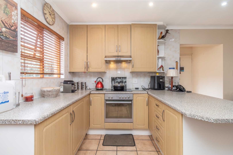 3 Bedroom Property for Sale in Sundowner Gauteng