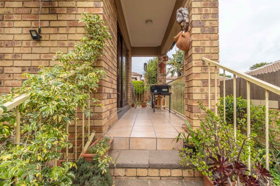 3 Bedroom Property for Sale in Sundowner Gauteng