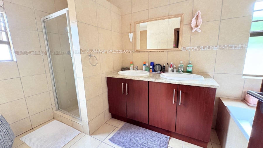 To Let 3 Bedroom Property for Rent in Midlands Estate Gauteng