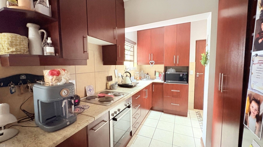 To Let 3 Bedroom Property for Rent in Midlands Estate Gauteng