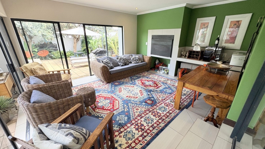 4 Bedroom Property for Sale in Midstream Ridge Gauteng