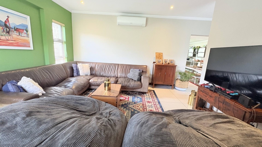 4 Bedroom Property for Sale in Midstream Ridge Gauteng