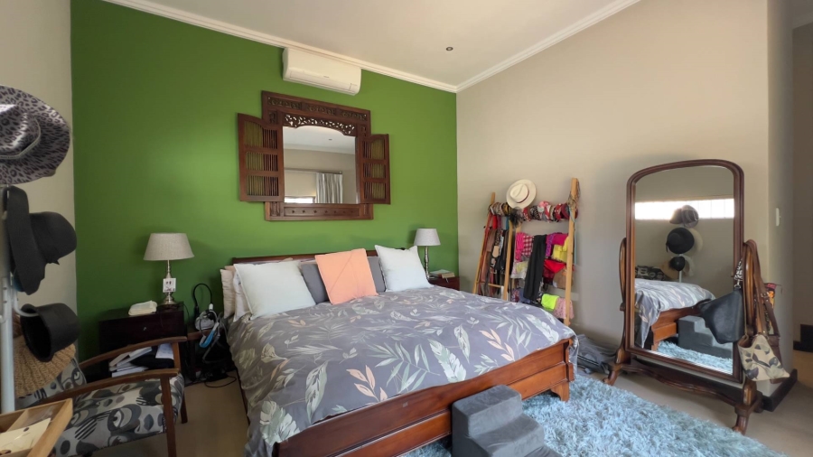 4 Bedroom Property for Sale in Midstream Ridge Gauteng