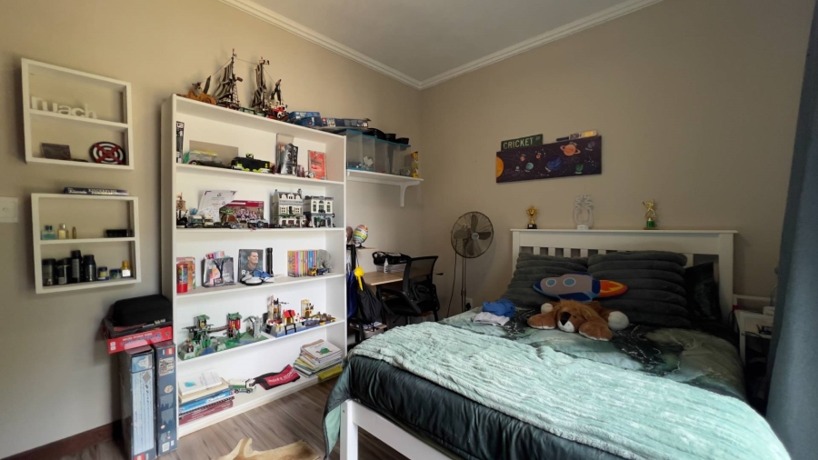 4 Bedroom Property for Sale in Midstream Ridge Gauteng