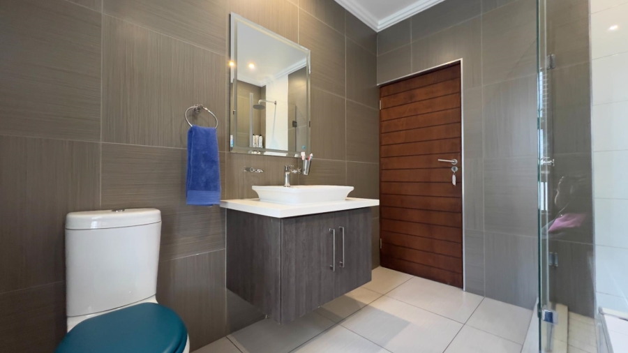 4 Bedroom Property for Sale in Midstream Ridge Gauteng