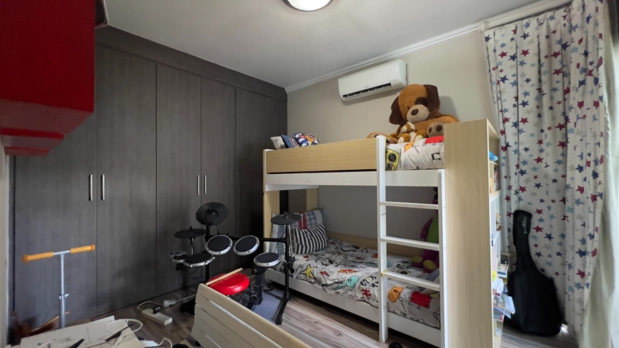 4 Bedroom Property for Sale in Midstream Ridge Gauteng