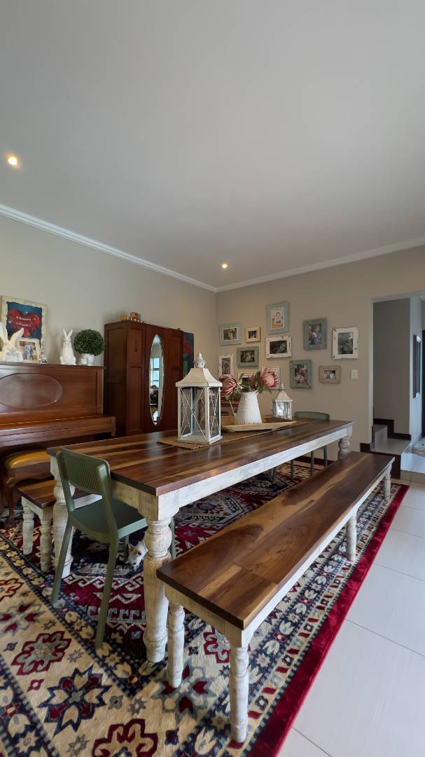 4 Bedroom Property for Sale in Midstream Ridge Gauteng