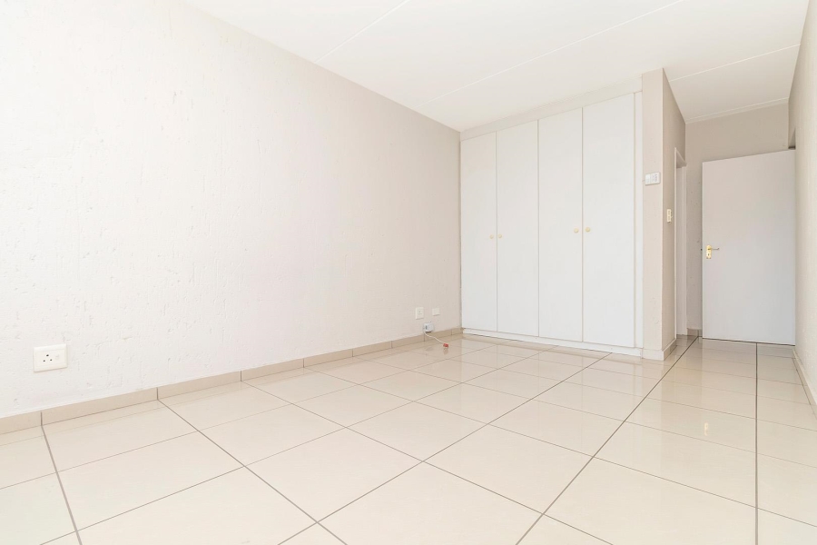 To Let 2 Bedroom Property for Rent in Paulshof Gauteng