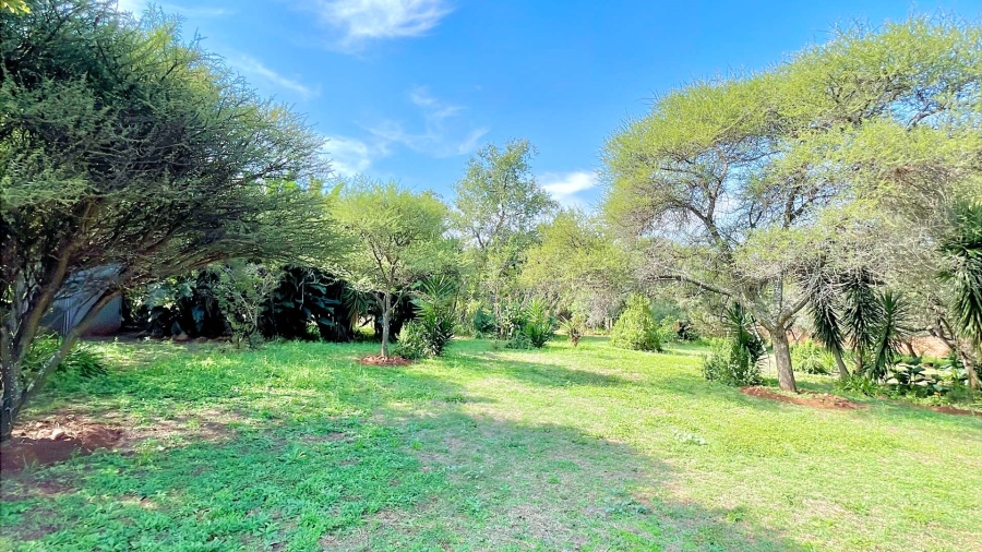 5 Bedroom Property for Sale in Kameeldrift West Gauteng