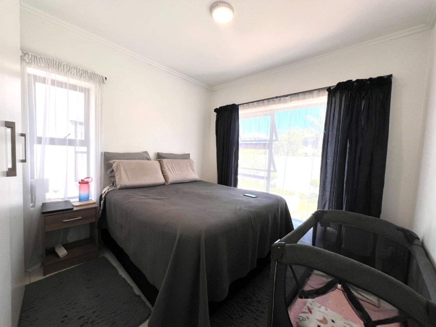 To Let 2 Bedroom Property for Rent in Beverley Gauteng