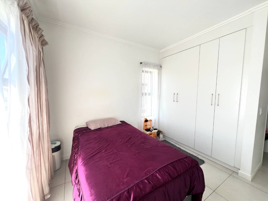 To Let 2 Bedroom Property for Rent in Beverley Gauteng