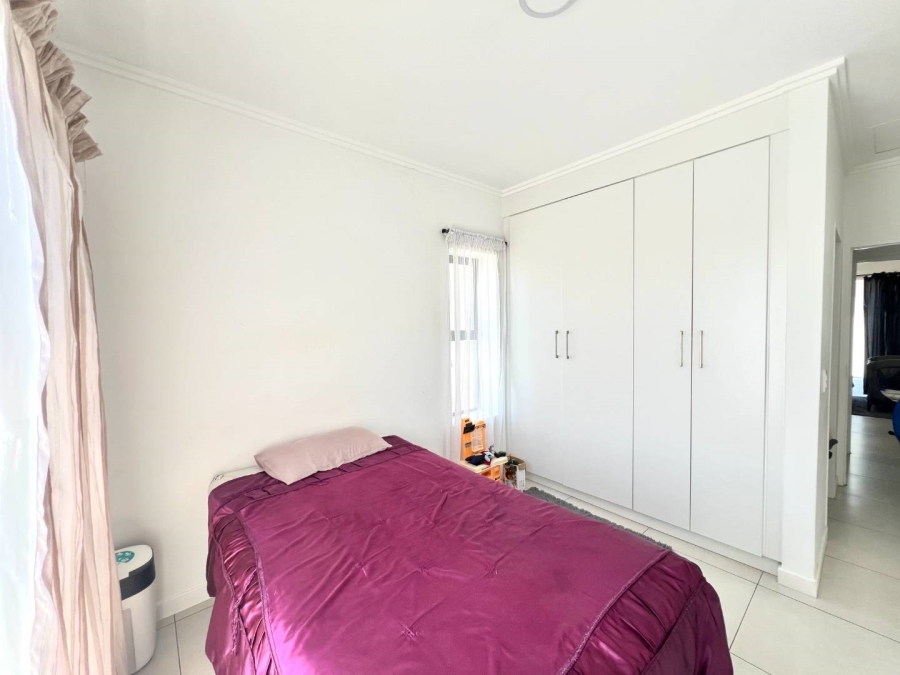 To Let 2 Bedroom Property for Rent in Beverley Gauteng