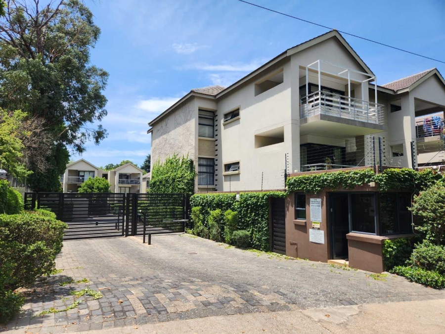 To Let 2 Bedroom Property for Rent in Saxonwold Gauteng