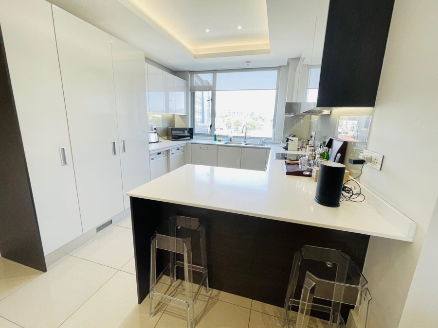 To Let 2 Bedroom Property for Rent in Sandown Gauteng