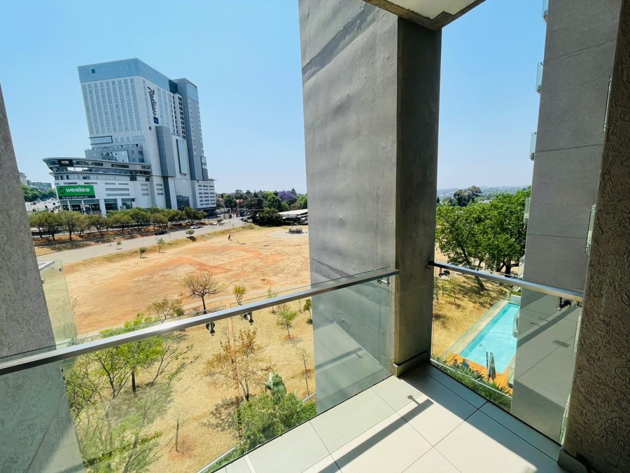 To Let 2 Bedroom Property for Rent in Sandown Gauteng