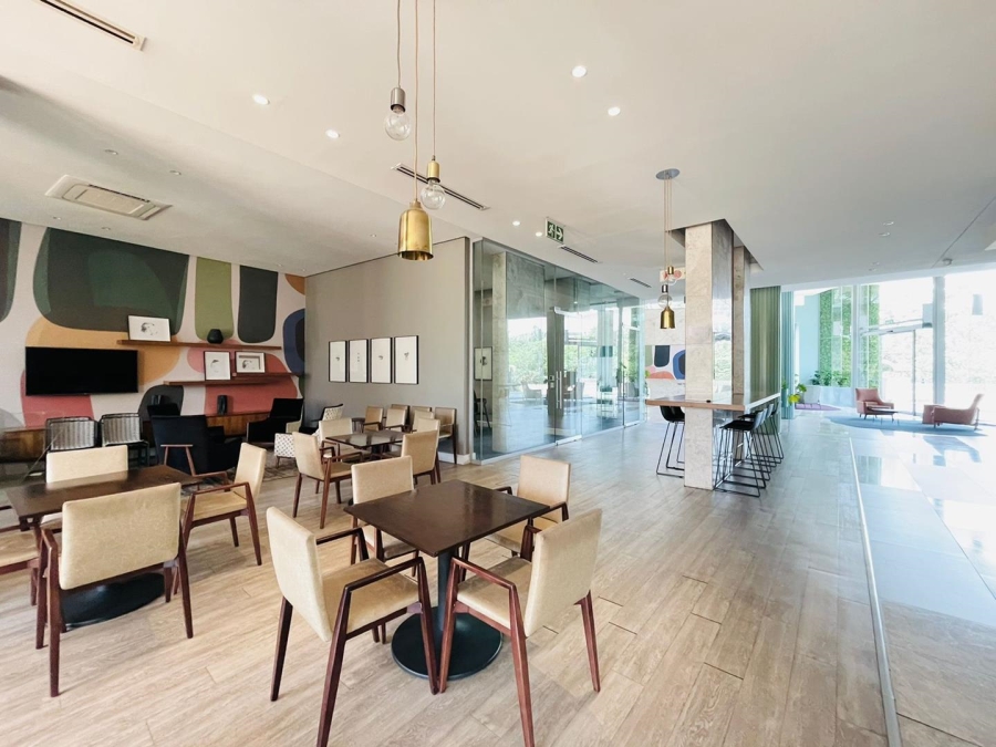 To Let 2 Bedroom Property for Rent in Sandown Gauteng