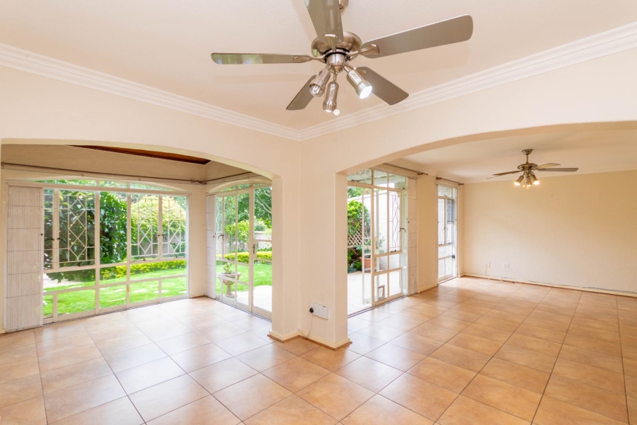 3 Bedroom Property for Sale in Country Life Park Gauteng