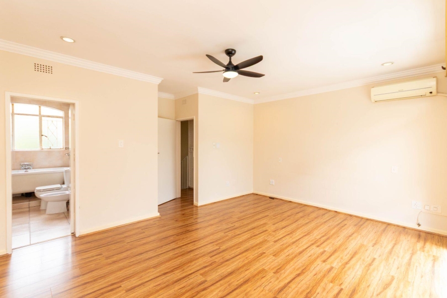 3 Bedroom Property for Sale in Country Life Park Gauteng