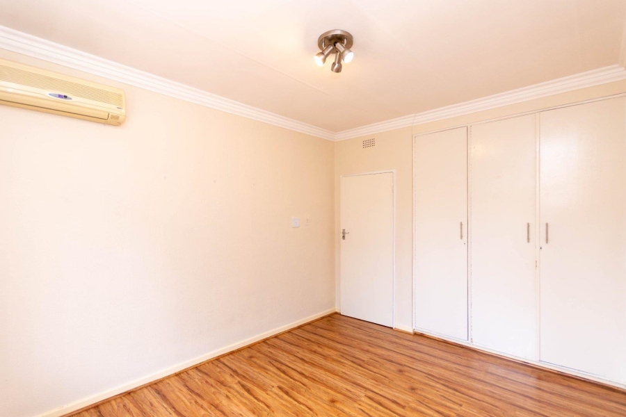 3 Bedroom Property for Sale in Country Life Park Gauteng