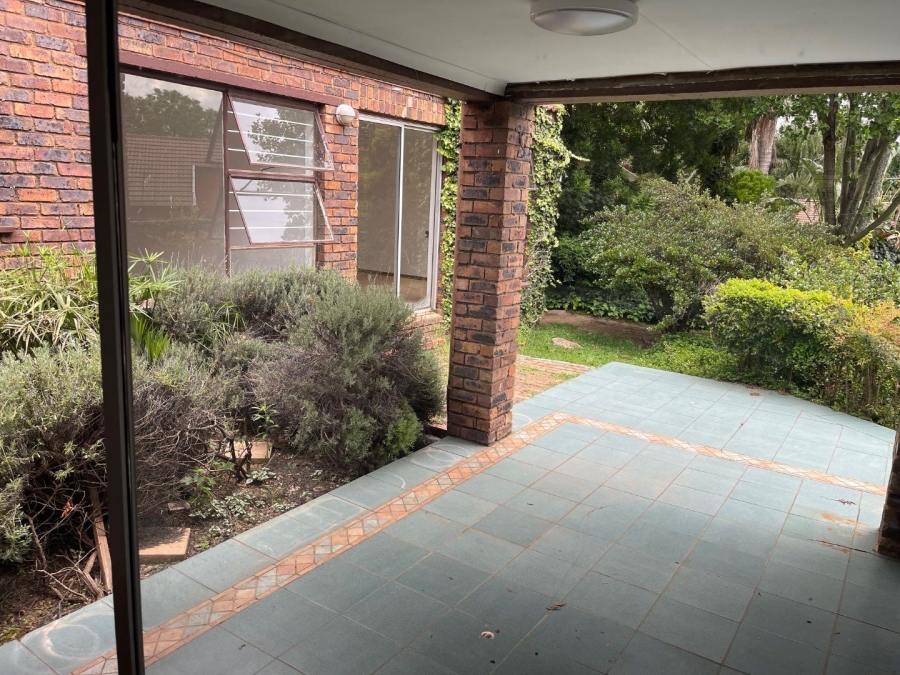 5 Bedroom Property for Sale in Northwold Gauteng