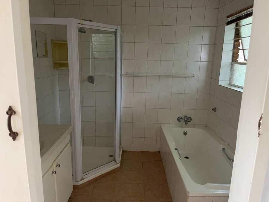 5 Bedroom Property for Sale in Northwold Gauteng