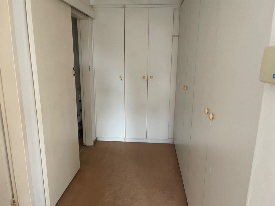 5 Bedroom Property for Sale in Northwold Gauteng