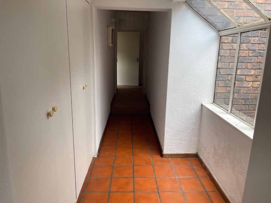 5 Bedroom Property for Sale in Northwold Gauteng