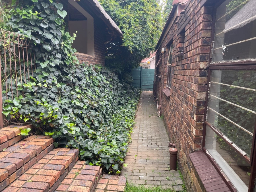 5 Bedroom Property for Sale in Northwold Gauteng