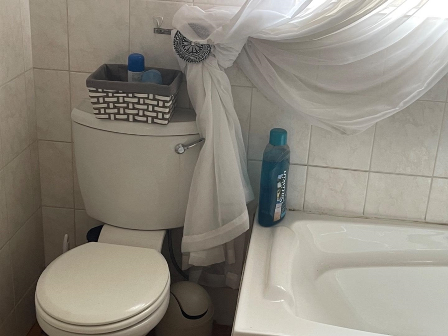 5 Bedroom Property for Sale in Northwold Gauteng