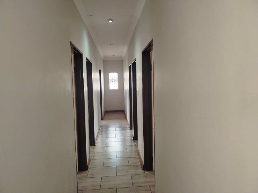 9 Bedroom Property for Sale in Kempton Park Ext 2 Gauteng
