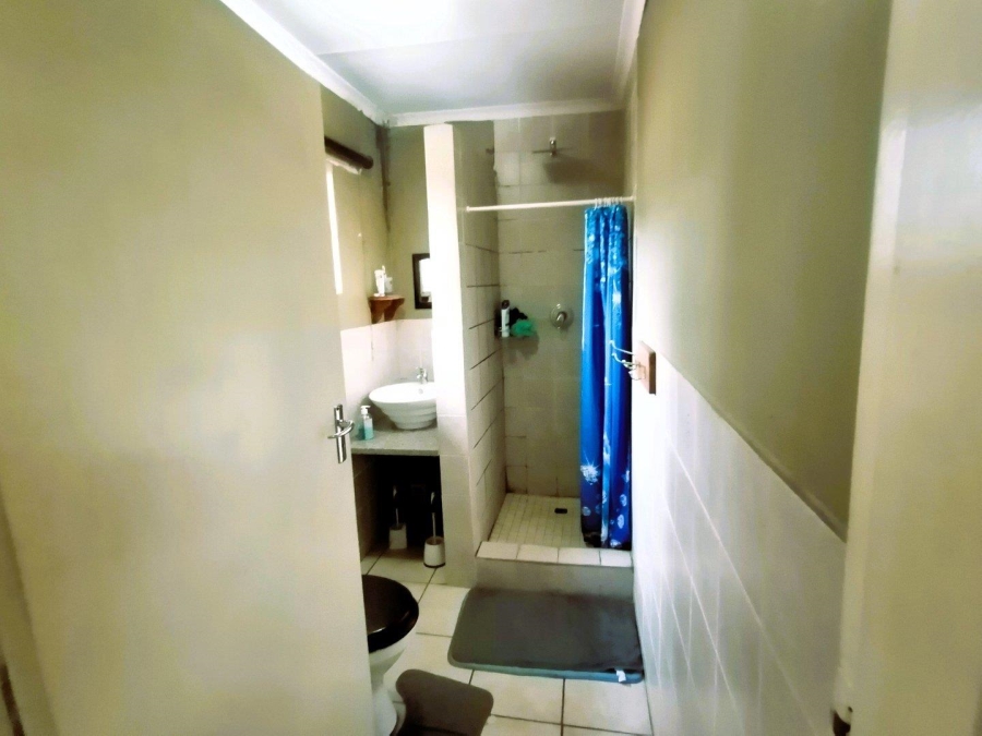 5 Bedroom Property for Sale in Pretoria North Gauteng