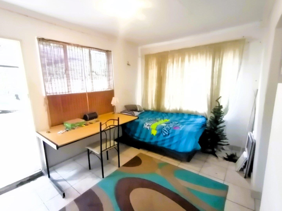 5 Bedroom Property for Sale in Pretoria North Gauteng